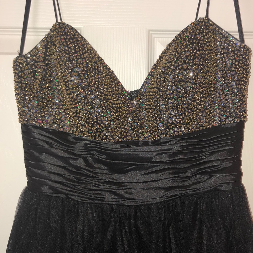 Dana Mathers Black prom dress